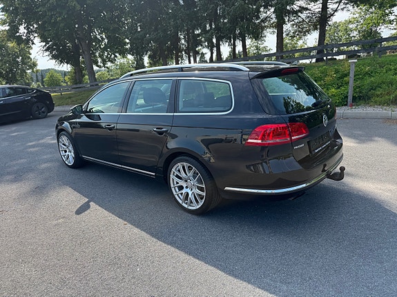 Volkswagen Passat 8 of 22