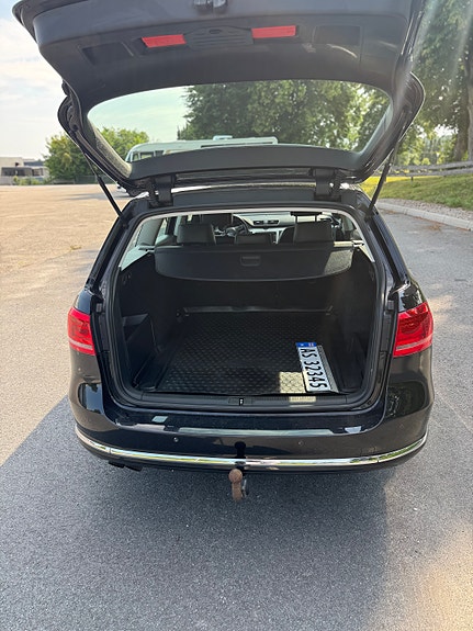 Volkswagen Passat 11 of 22