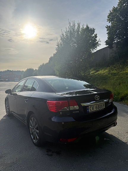 Toyota Avensis 5 of 12