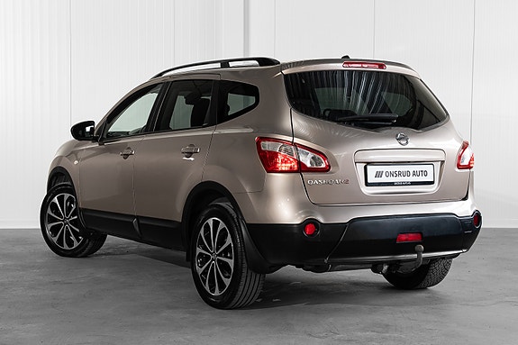 Nissan Qashqai+2 2 of 5