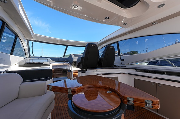 Windy Balios 53. VP D6 IPS-600 x 3. Skipsreg. Eneste i Europa. Innbytte Khamsin 30 of 30