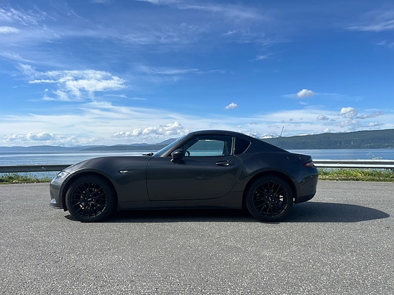 Mazda MX-5 3 of 5