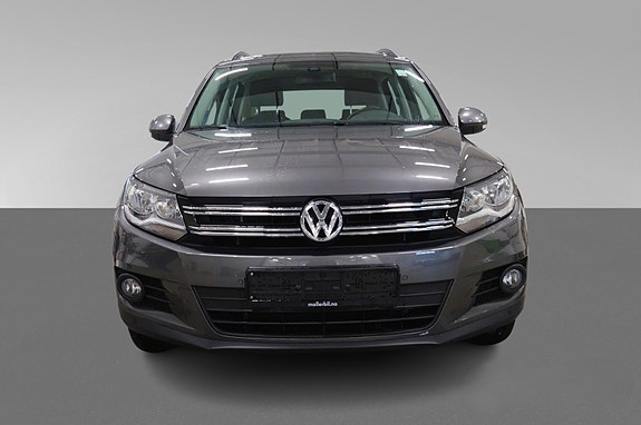 Volkswagen Tiguan 2 of 13
