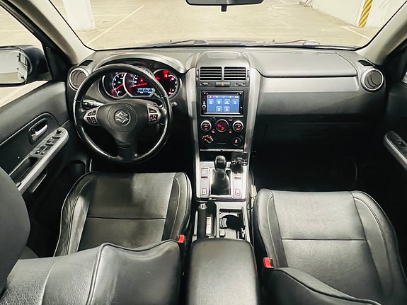 Suzuki Grand Vitara 15 of 27