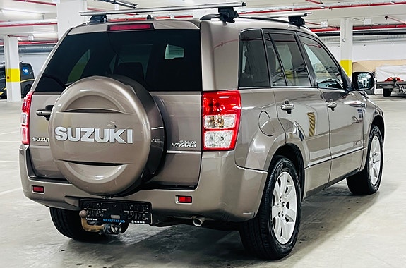Suzuki Grand Vitara 8 of 27