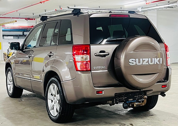 Suzuki Grand Vitara 10 of 27