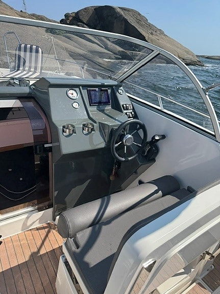 Oceanmaster 720 WA 11 of 18