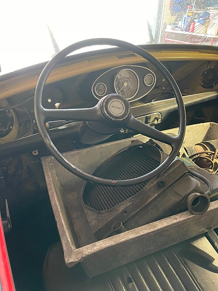 MINI Cooper 9 of 12