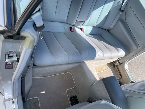 Mercedes-Benz CLK430 15 of 28
