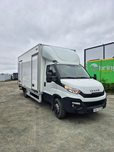 Iveco Skap med bak løfter 2 of 5