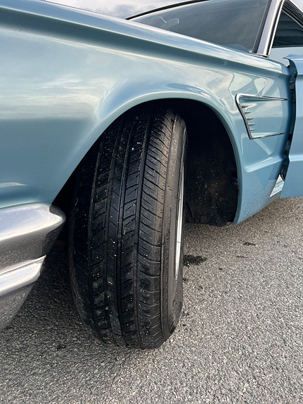 Ford Thunderbird 6 of 30