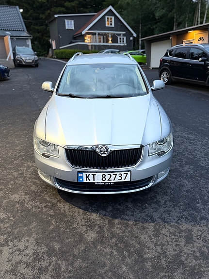 Skoda Superb 4 of 5