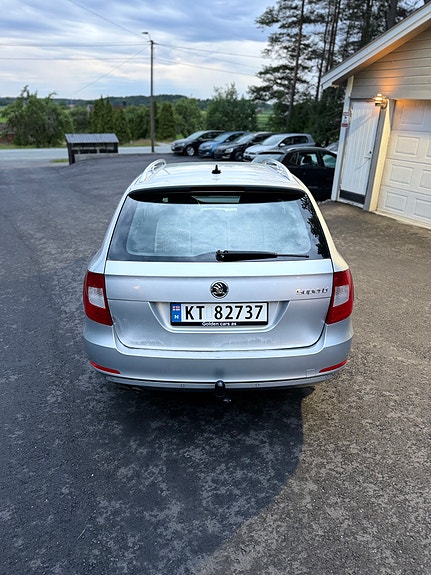 Skoda Superb 12 of 29