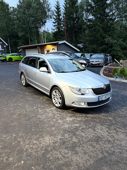 Skoda Superb 6 of 29