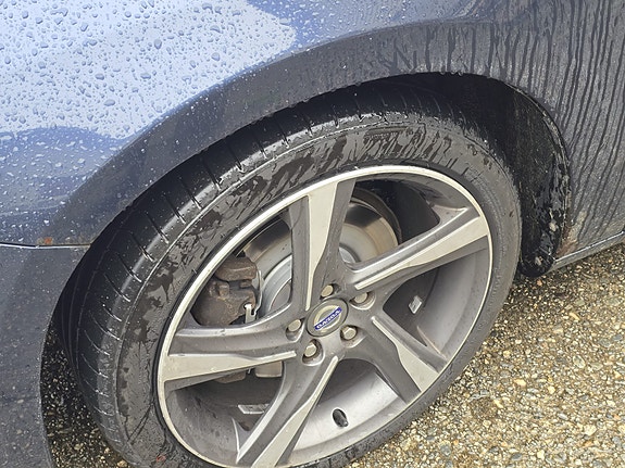 Volvo S60 14 of 26