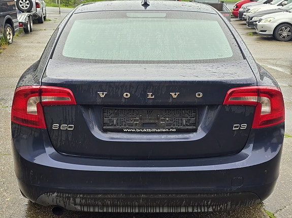Volvo S60 8 of 26