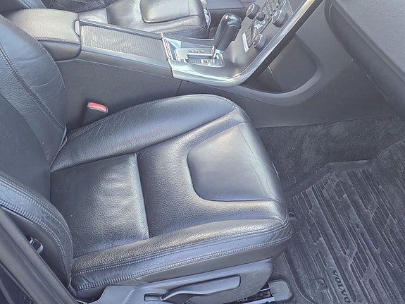 Volvo S60 19 of 26