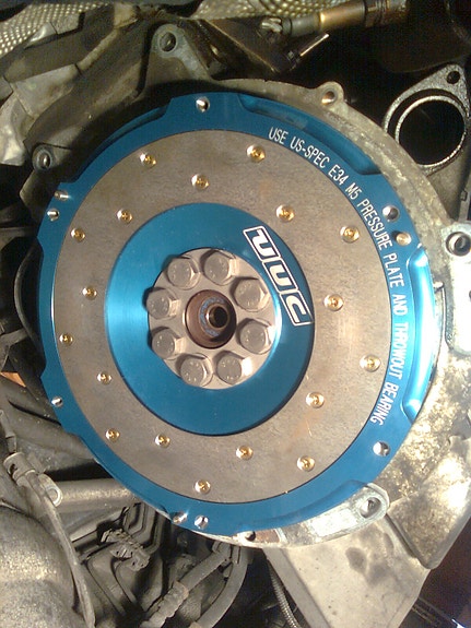 BMW 323i 16 of 17