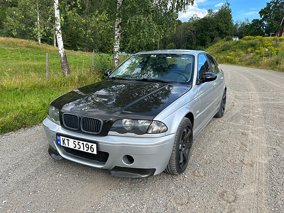 BMW 323i 5 of 17