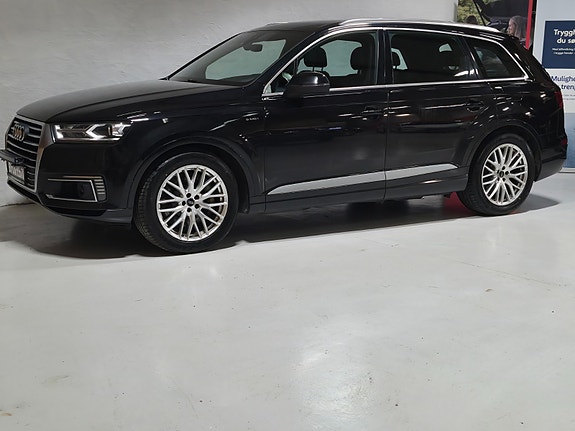 Audi Q7 3 of 30