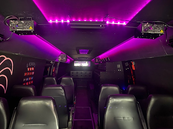 Volvo 9700s 7 of 13