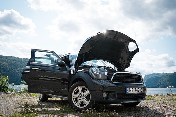 MINI Countryman Cooper D 4 of 5