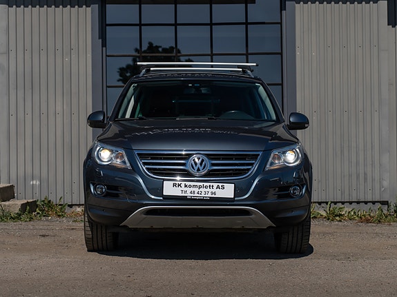 Volkswagen Tiguan 2 of 30
