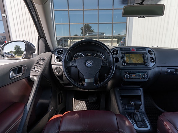 Volkswagen Tiguan 18 of 30