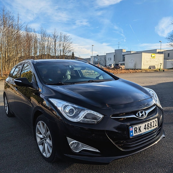 Hyundai i40 2 of 5
