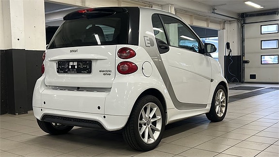 Smart Fortwo 3 of 5