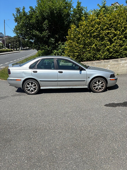 Volvo S40 5 of 5
