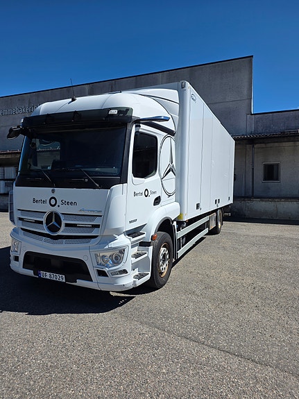 Mercedes-Benz Actros 3 of 5