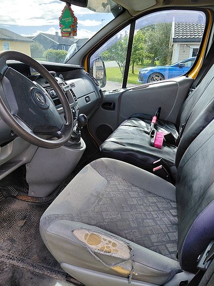 Opel Vivaro 4 of 5