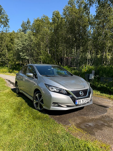 Nissan Leaf 2 of 5