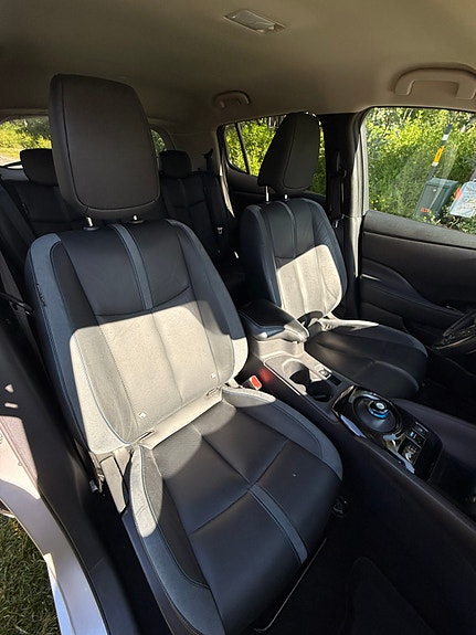 Nissan Leaf 5 of 5