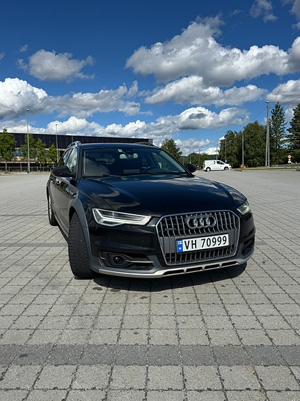 Audi A6 allroad 2 of 5