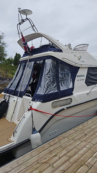 Viksund 310 St. Cruz med forlenget badeplattform og strak aksling 2 of 5