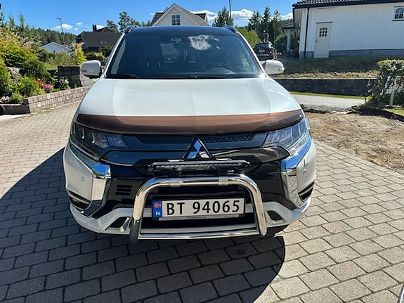 Mitsubishi Outlander 3 of 12