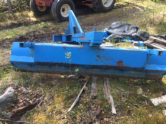 Brøyteskjær  2,4 m 9 of 11