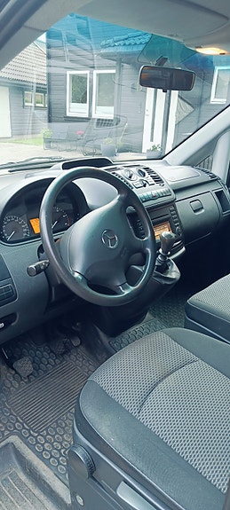 Mercedes-Benz Vito 113 11 of 17
