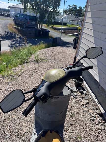 Piaggio ZIP 50 4 of 4