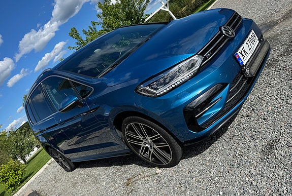 Volkswagen Touran 5 of 5
