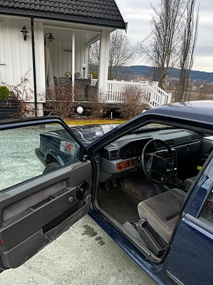 Volvo 940 3 of 5