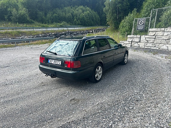 Audi A6 4 of 5