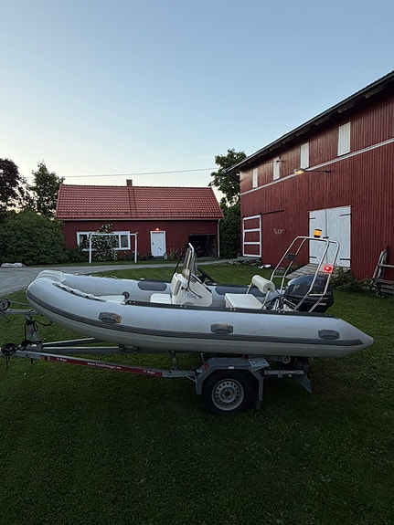 15 fot Rib med 40 HK Yamaha og Respo båthenger 5 of 5
