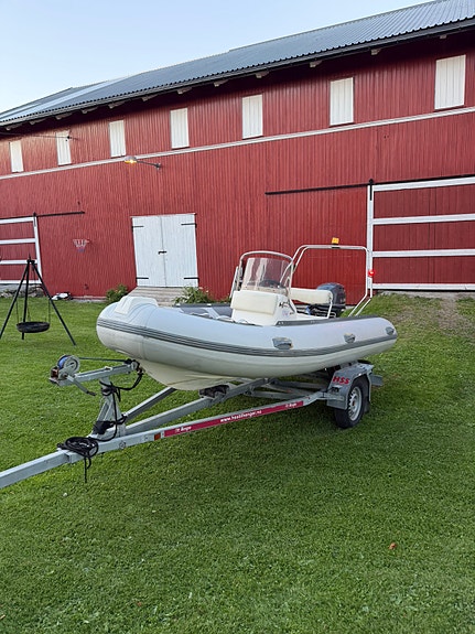 15 fot Rib med 40 HK Yamaha og Respo båthenger 4 of 5