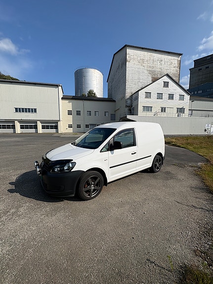 Volkswagen Caddy 2 of 5