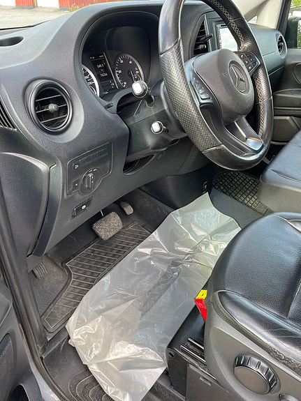 Mercedes-Benz Vito 119 11 of 15