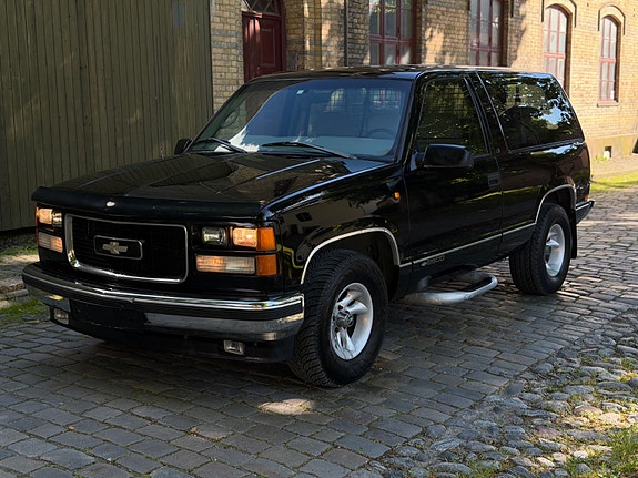 Chevrolet Tahoe 3 of 5