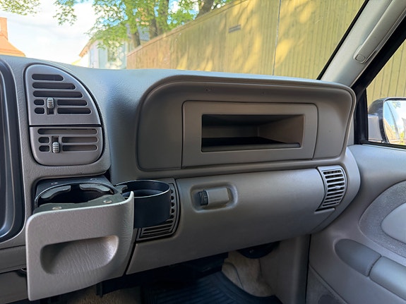 Chevrolet Tahoe 22 of 30